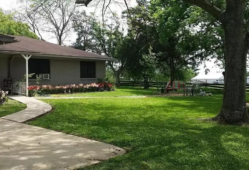 The Hoffmann Vacation Rental Bed & Breakfast