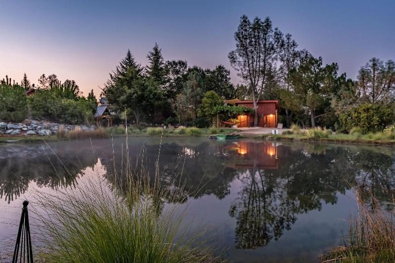 مبيت وإفطار Eden Vale Inn