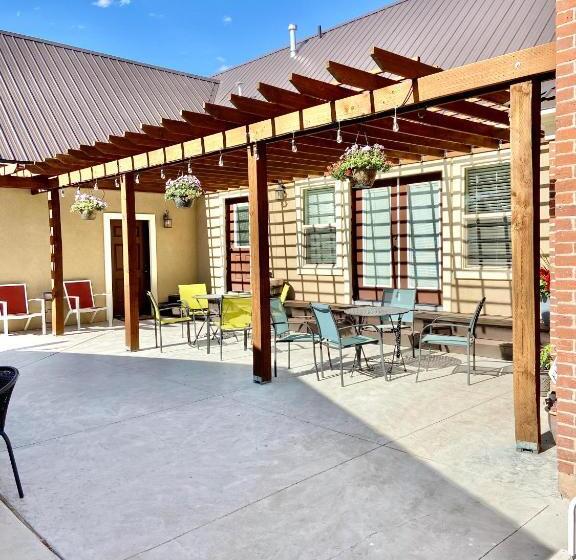 민박 The Panguitch House