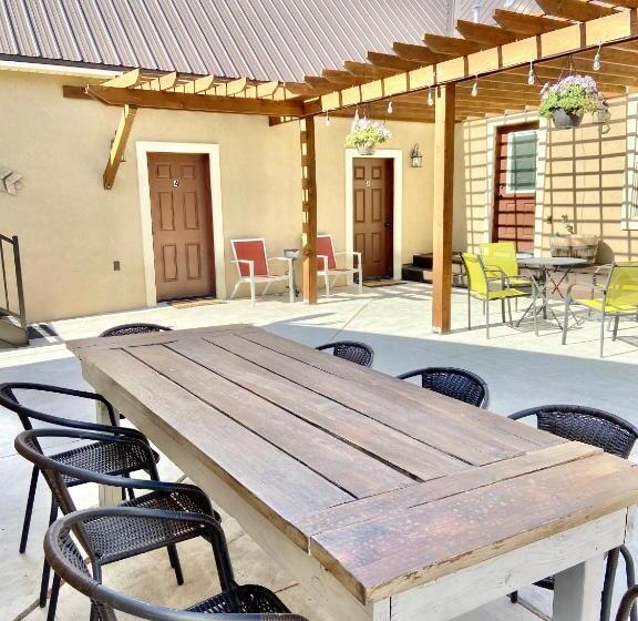 민박 The Panguitch House