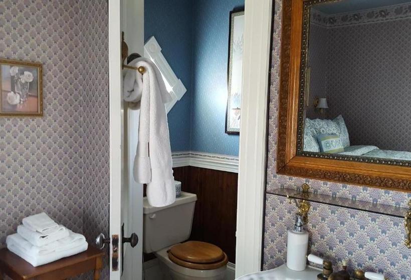 Holidae House Bed & Breakfast