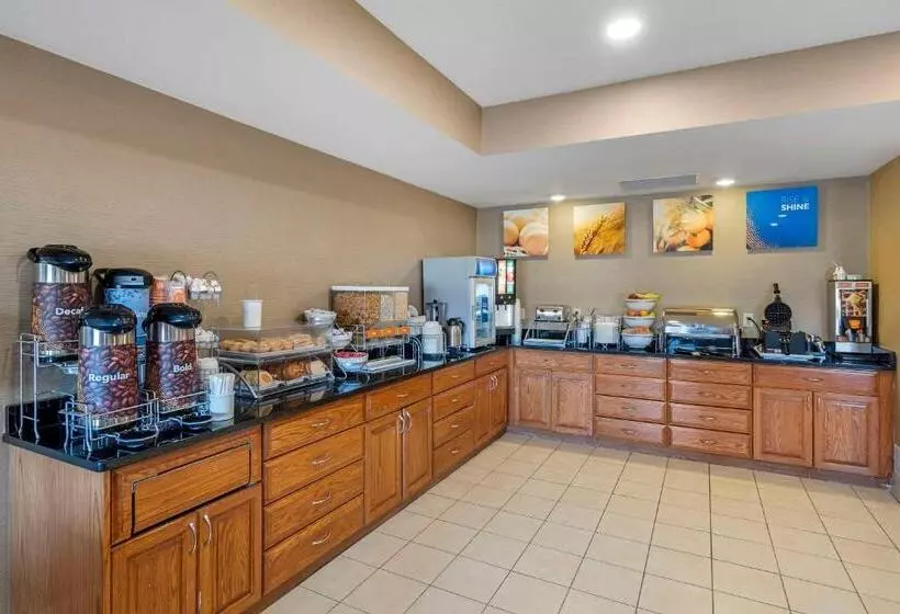 ホテル Comfort Suites Normal University Area
