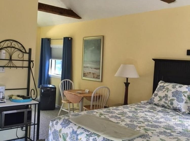 فندق Footbridge North