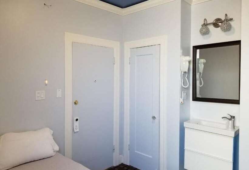 Отель Twin Peaks