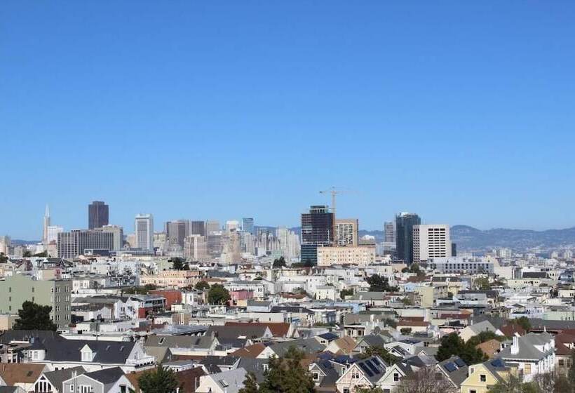 Отель Twin Peaks