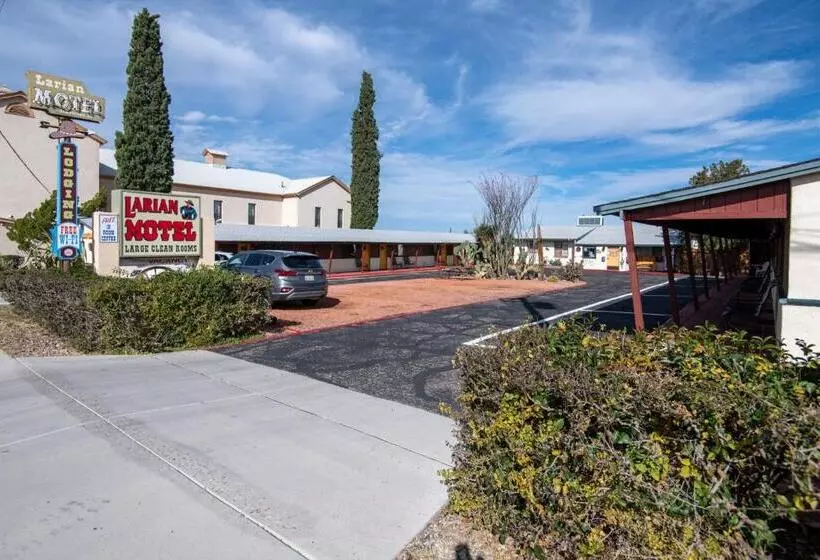 Larian Motel