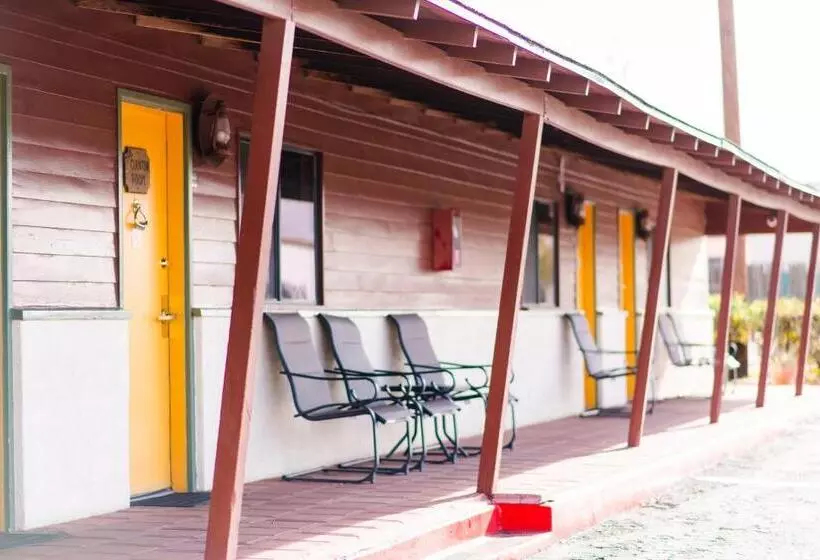 Larian Motel