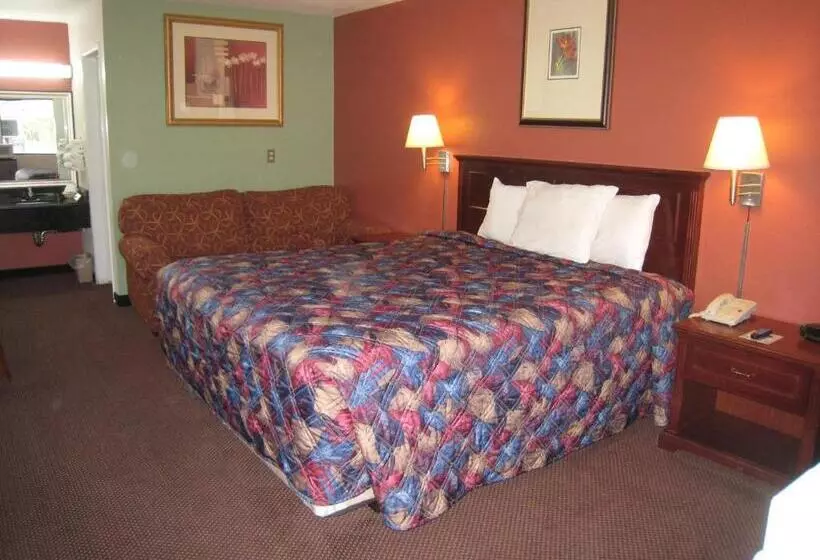 Motel 8 Maricopa