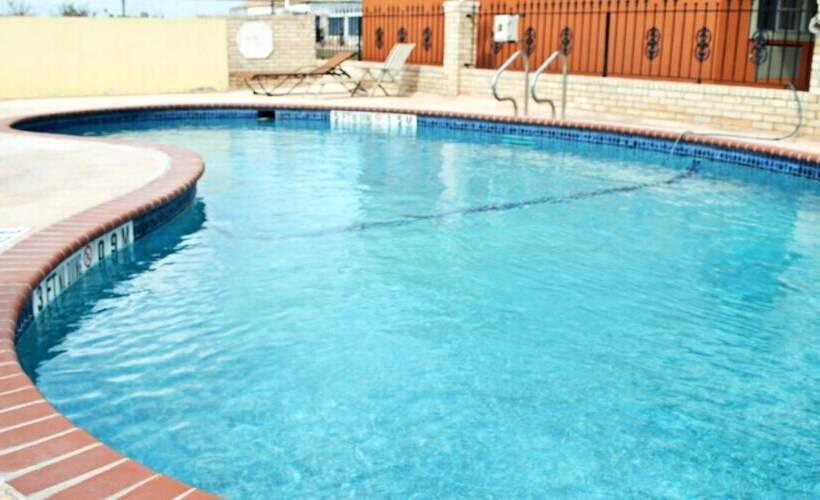 モーテル Aloha Inn