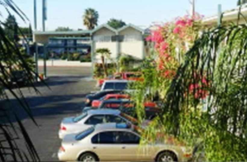 فندق على الطريق Antioch Executive Inn