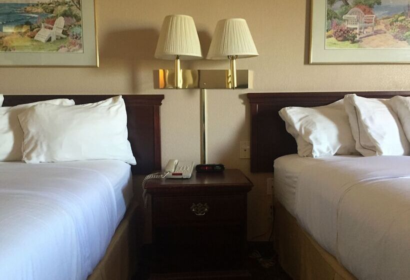 モーテル Briarwood Inn Of Sparta