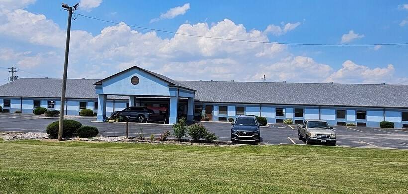 モーテル Briarwood Inn Of Sparta