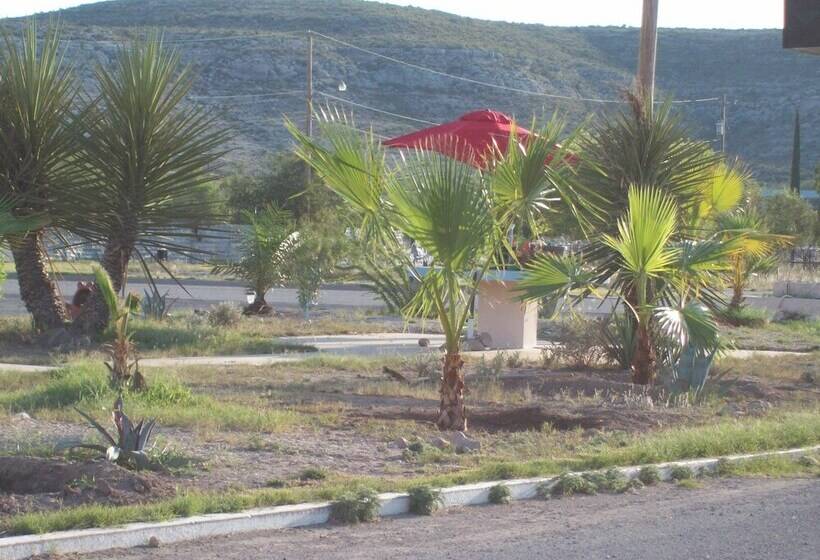 فندق على الطريق Budget Inn Sanderson