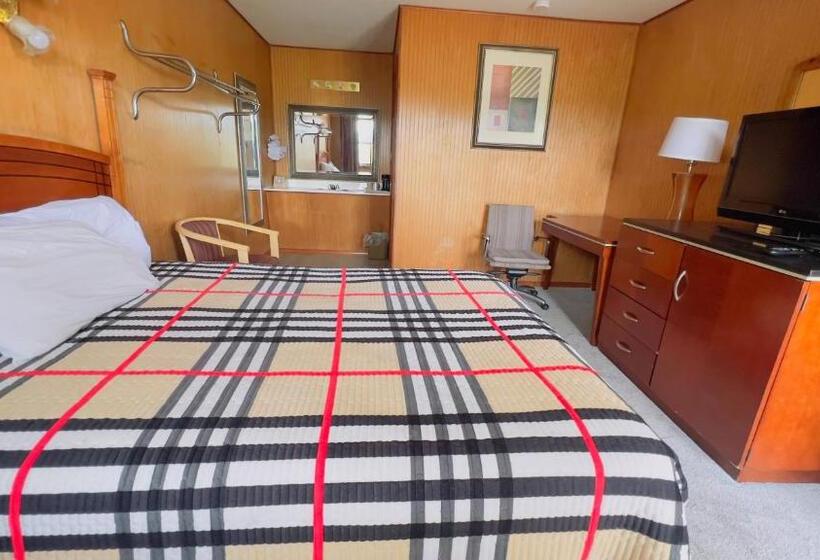 فندق على الطريق Country Inn   Licking