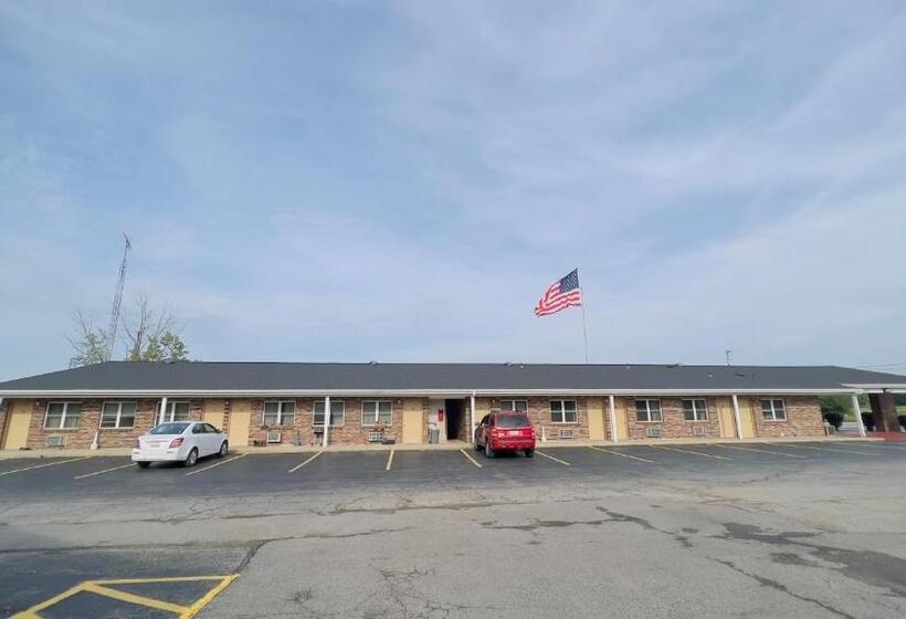 فندق على الطريق Country Inn   Licking