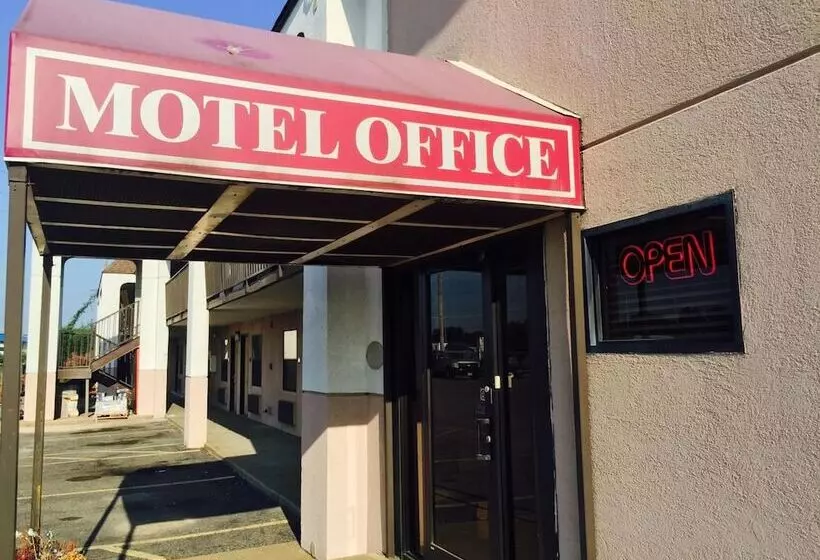 Motelli Deluxe Inn
