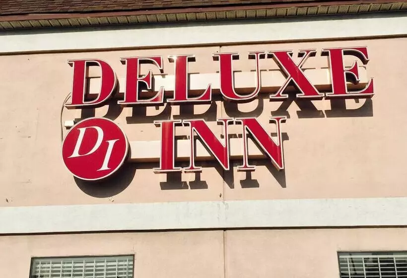 Motelli Deluxe Inn