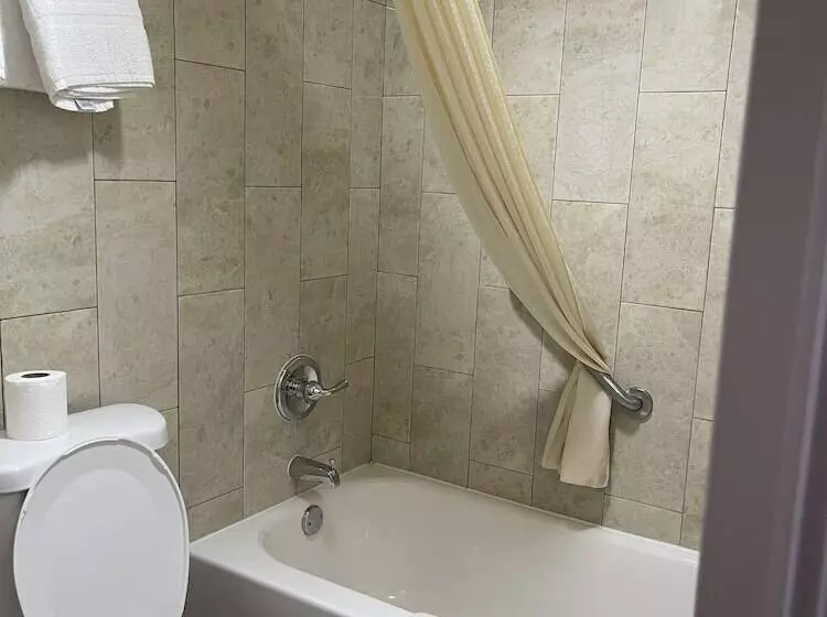 Motelli Deluxe Inn
