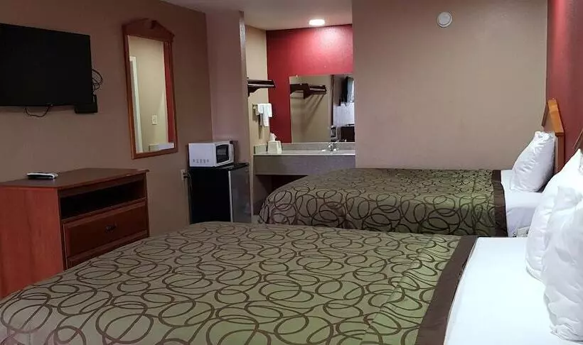 Motelli Deluxe Inn