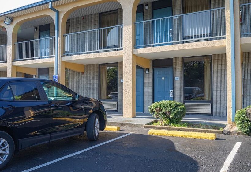 汽车旅馆 Grand Vista