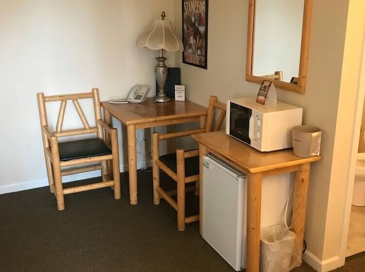 مُتل Green Gables Inn