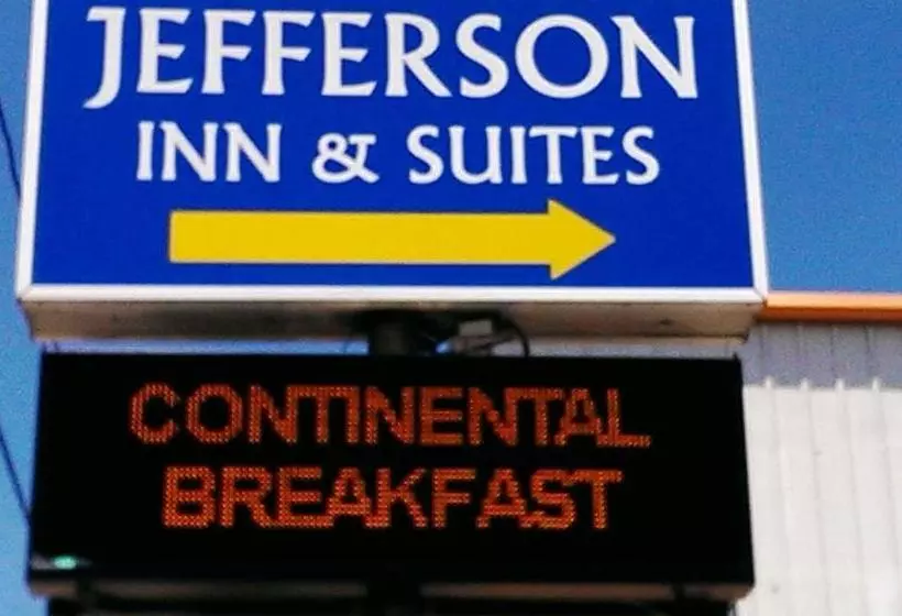 モーテル Jefferson Inn And Suites