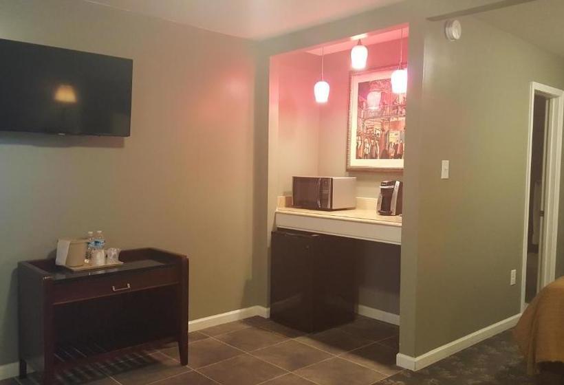 Мотель Jefferson Inn And Suites