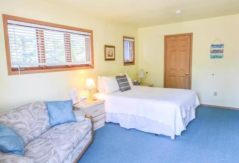 モーテル Sea Treasures Inn