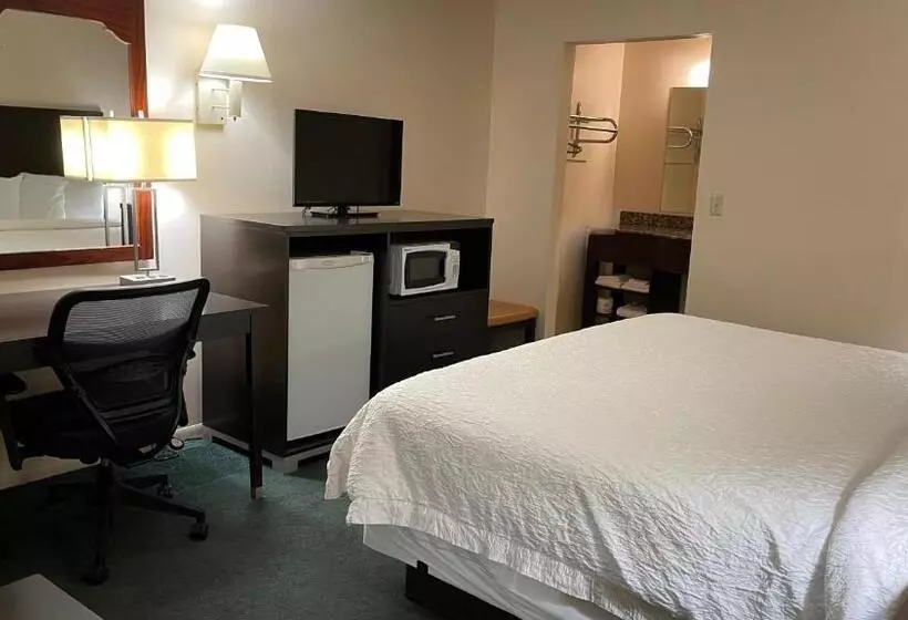 モーテル Slumber Inn Harrisonville