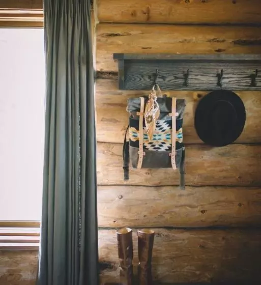 استراحتگاه Lone Mountain Ranch