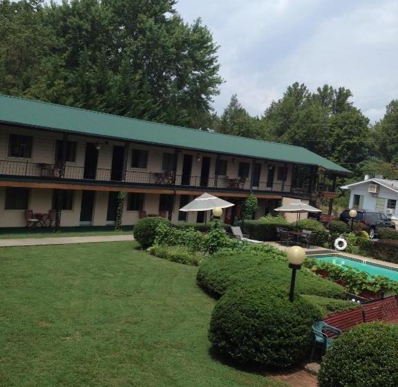 Ridge Top Motel   Bryson City