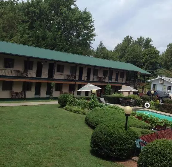Ridge Top Motel   Bryson City