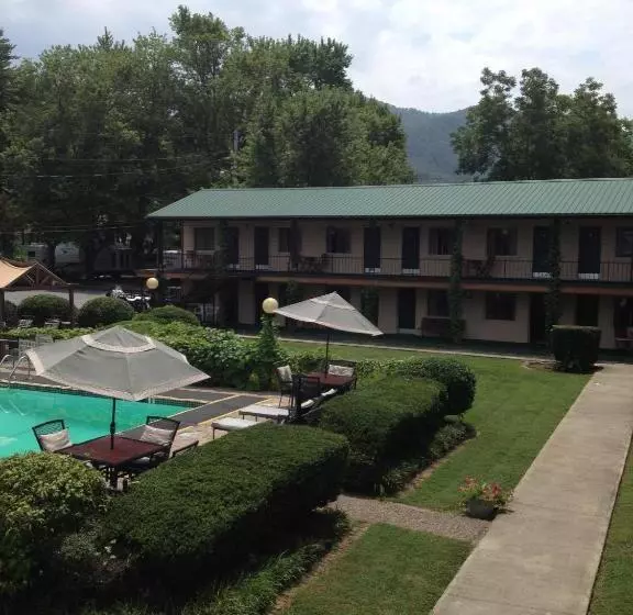 Ridge Top Motel   Bryson City