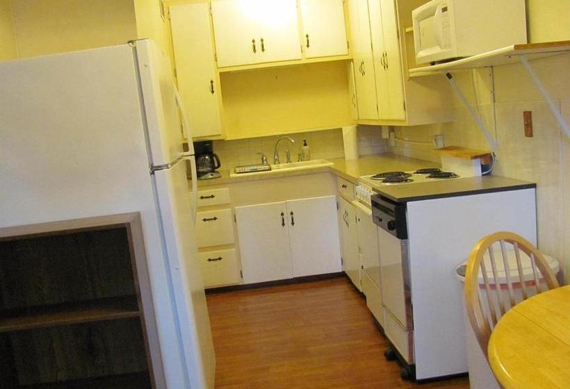 A Downtown Hideaway Bed And Breakfast