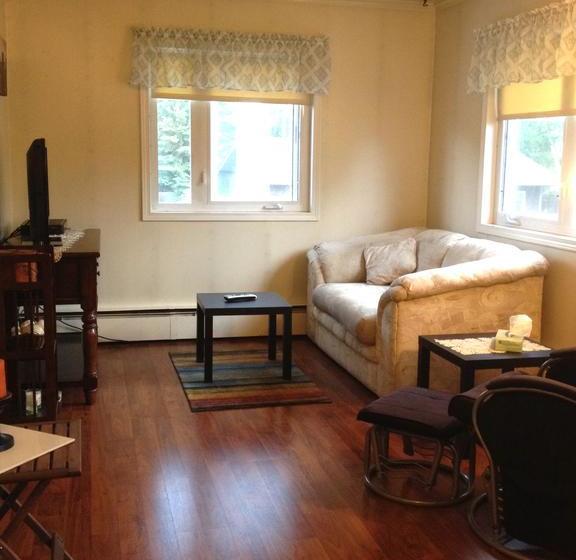 A Downtown Hideaway Bed And Breakfast