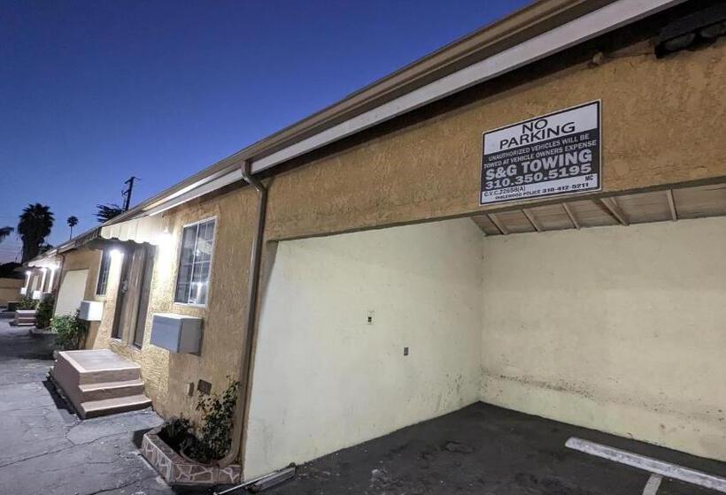 Airport Motel   Inglewood