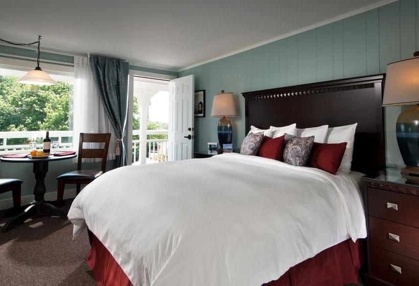 تختخواب و صبحانه The Foxberry Inn