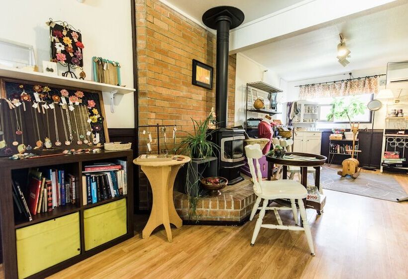 مبيت وإفطار Riverwalk Inn