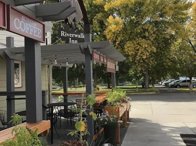 ベッドアンドブレックファースト Riverwalk Inn