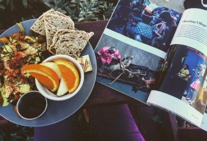 مبيت وإفطار Riverwalk Inn