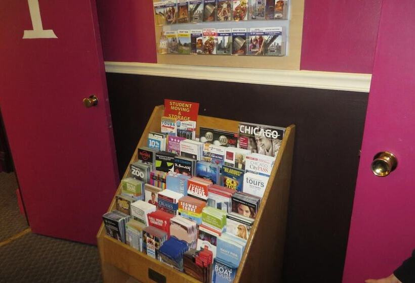 Chicago Parthenon Hostel