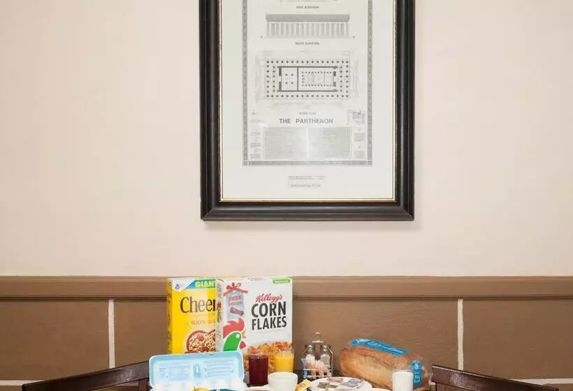 Chicago Parthenon Hostel