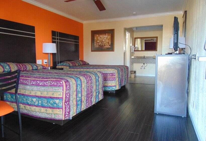 Heart Of Texas Motel