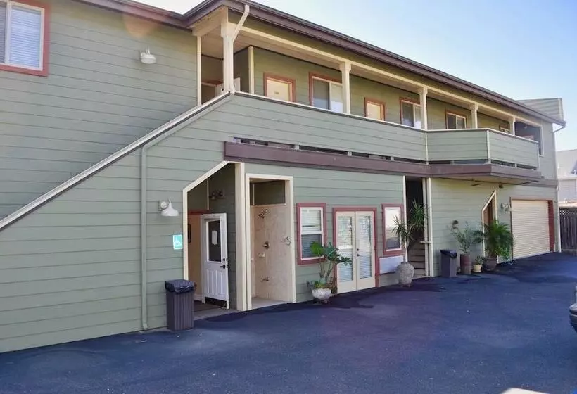 Hotelli Cayucos Sunset Inn