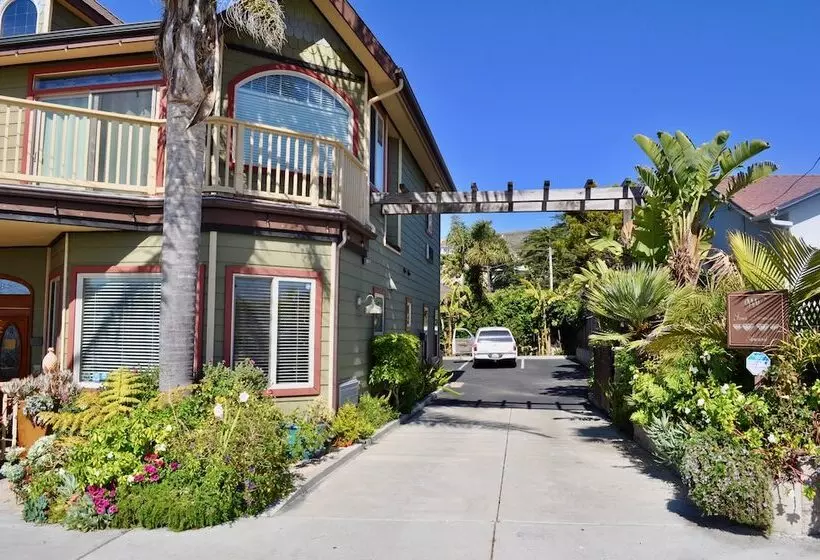 Hotelli Cayucos Sunset Inn
