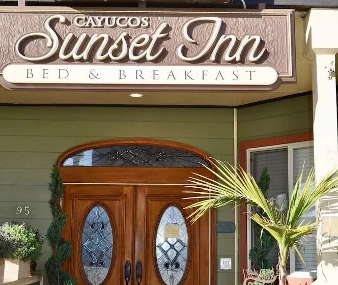 Hotelli Cayucos Sunset Inn