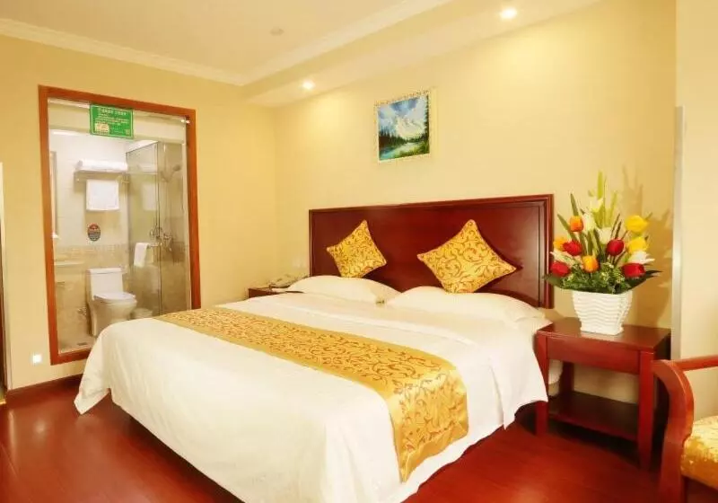Hotelli Greentree Inn Zhejiang Jiaxing West Zhongshan Road Vintage Car Building Express