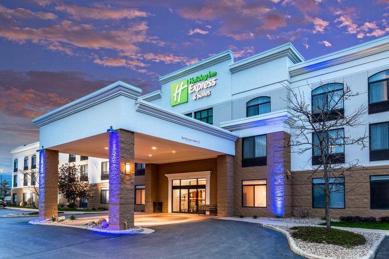 فندق Holiday Inn Express & Suites Cedar Falls   Waterloo, An Ihg