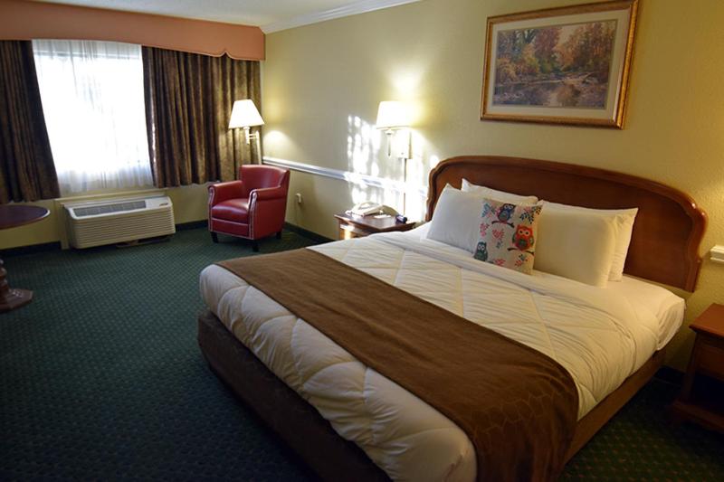 هتل Kinderlou Inn