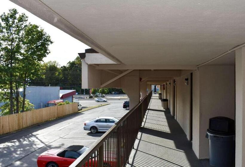 Mho Hotel Bordentown